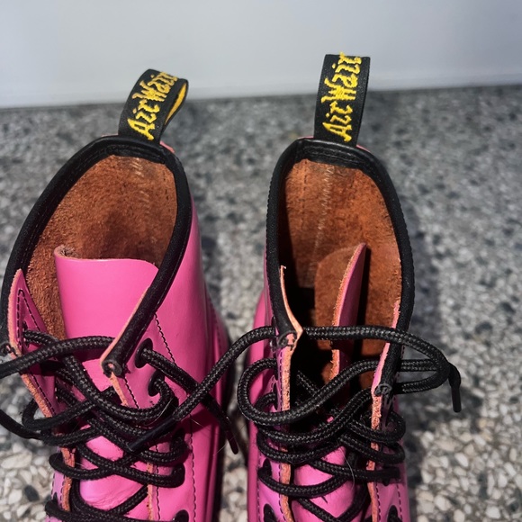 Pink Dr. Marten boots size 8 - Picture 5 of 6